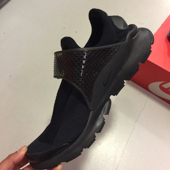 NIB Nike Men's Sock Dart Black Running Sneaker - Picture 2 of 8